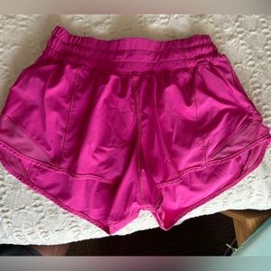 Lululemon, Pink Hotty Hot Short Size 4